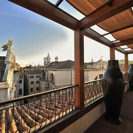Hotell Al Theatro Palace Venedig