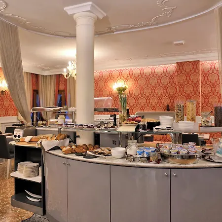 Al Theatro Palace 4* Veneza