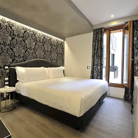 Al Theatro Palace Hotel 4*