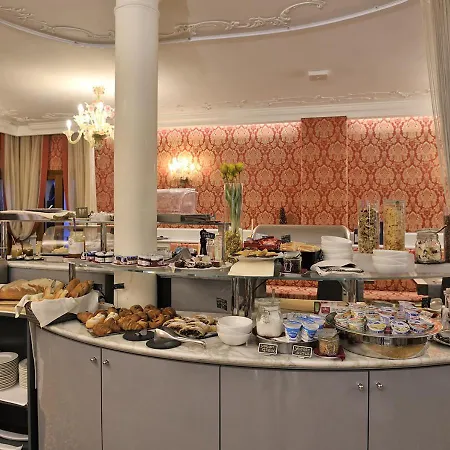 Al Theatro Palace 4*