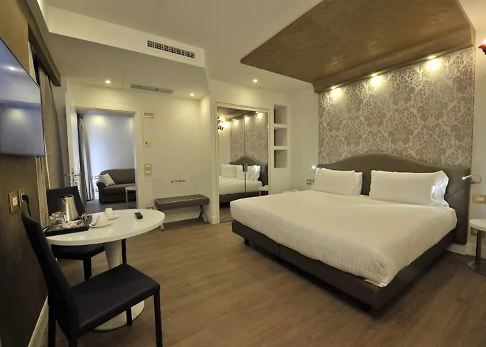 Al Theatro Palace Hotel 4*