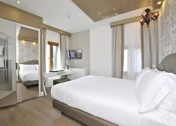 Hotel Al Theatro Palace 4*