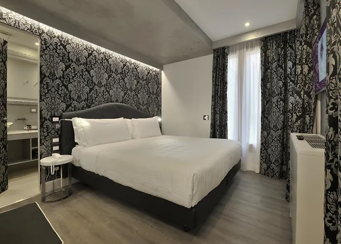 Al Theatro Palace 4*