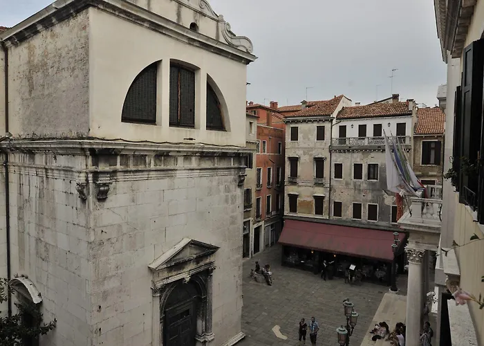 Hotel Al Theatro Palace