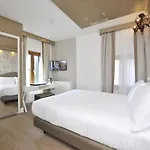 Otel Al Theatro Palace 4*
